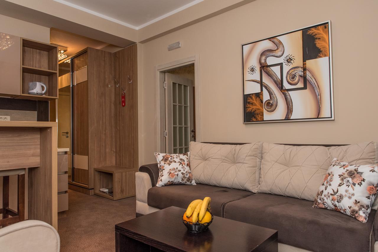 Crnogorska Kuca 4*