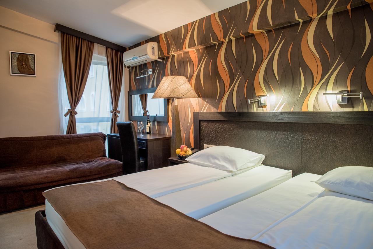 Crnogorska Kuca 4* Podgorica