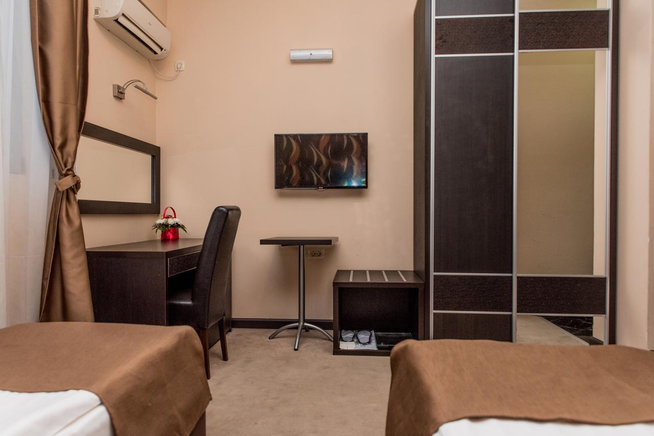 Crnogorska Kuca 4* Podgorica
