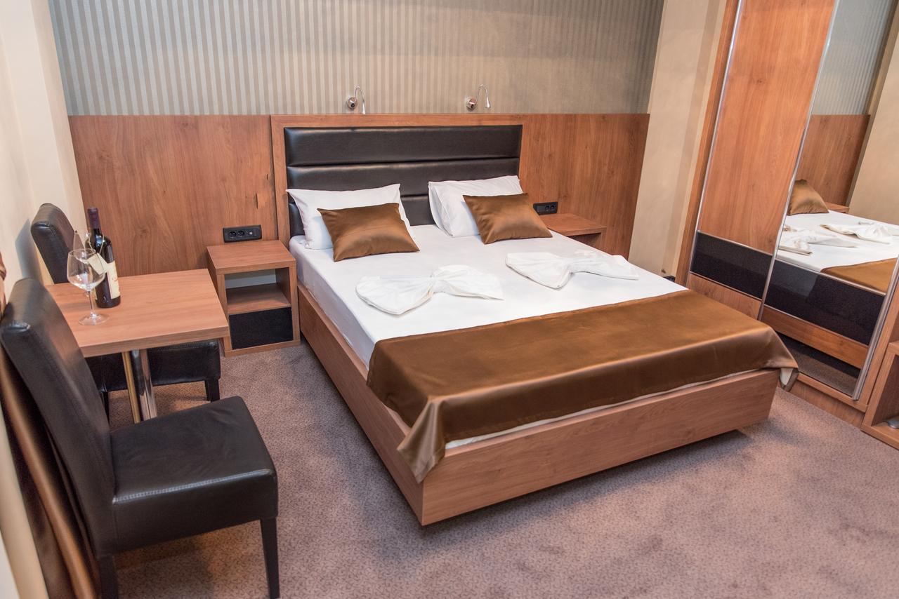 Crnogorska Kuca Hotel Podgorica