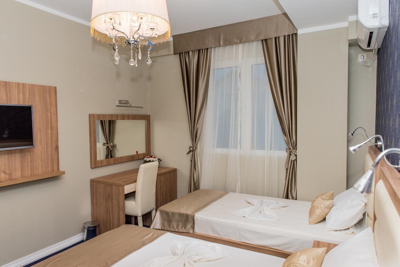 Hotel Crnogorska Kuca 4*