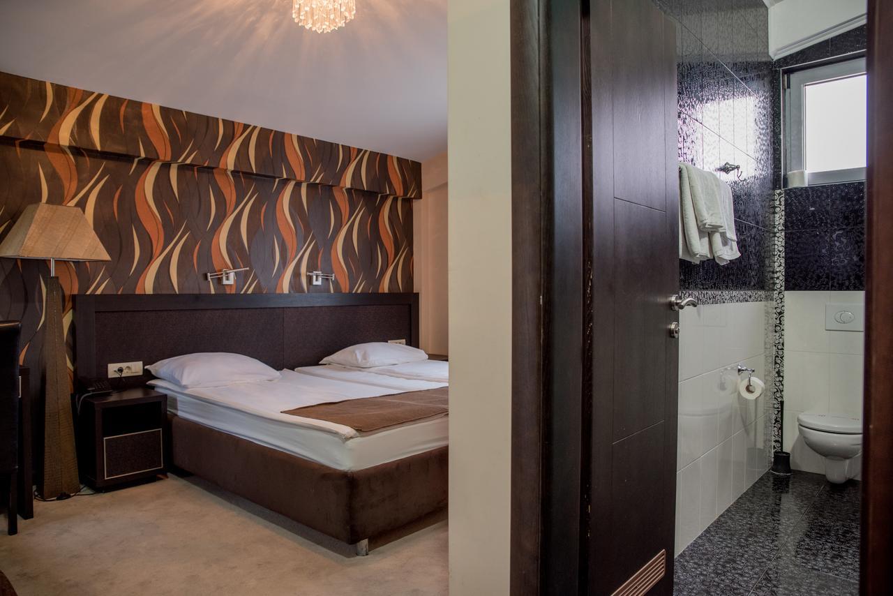 Crnogorska Kuca 4*